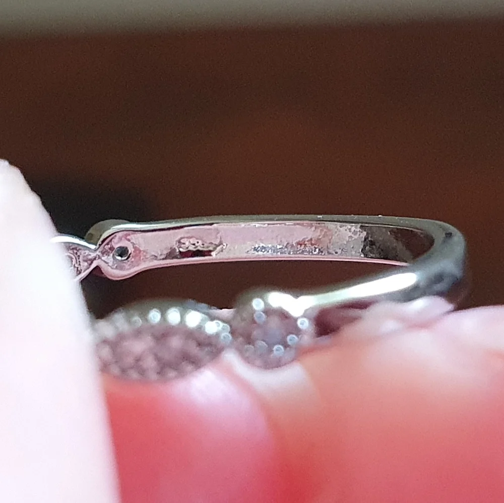 Chic Designer Silver Jewelry Set - Picture 8 of 9